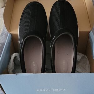 Easy Spirit Black Slip-On Shoes NWT